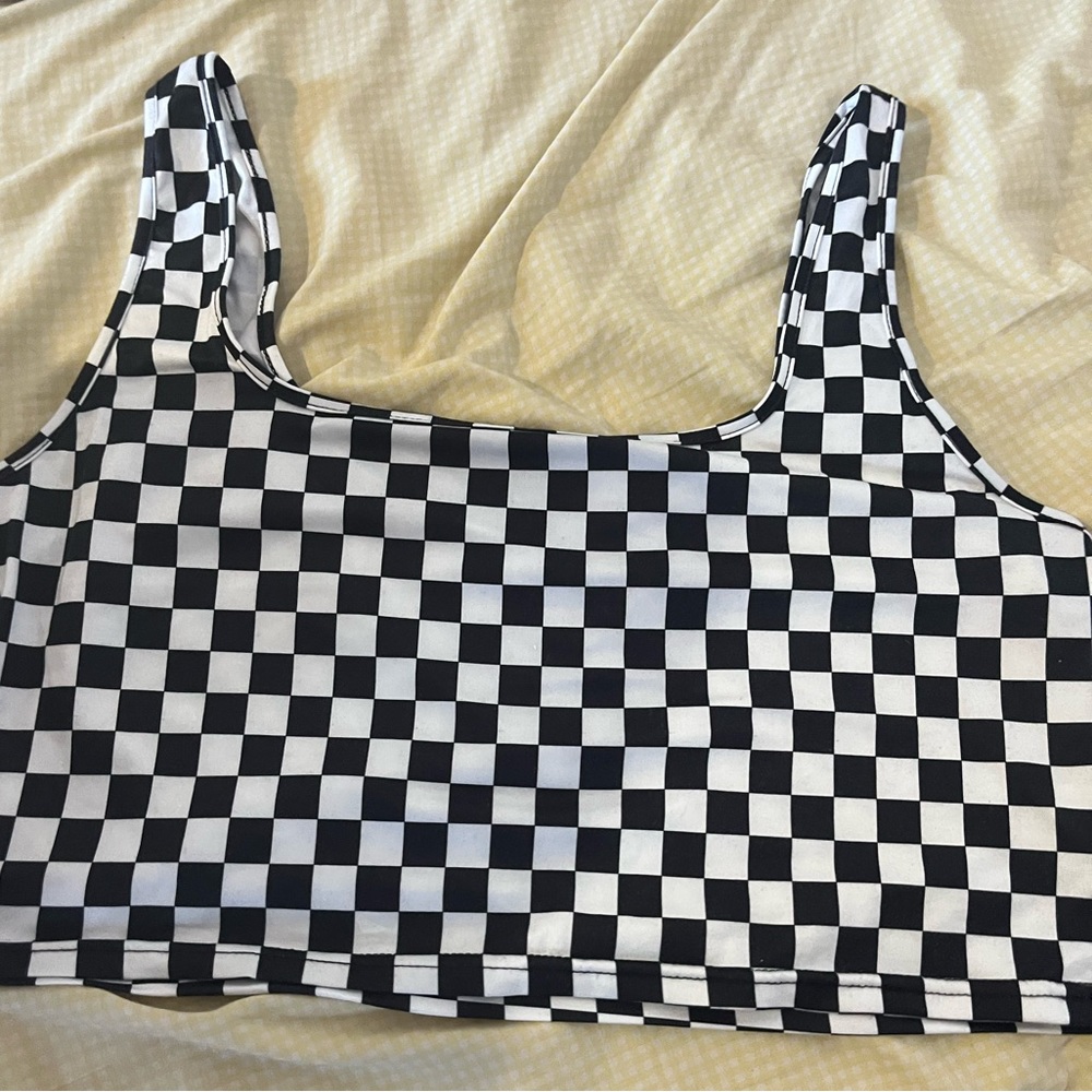 cropped checkered tank! 😍